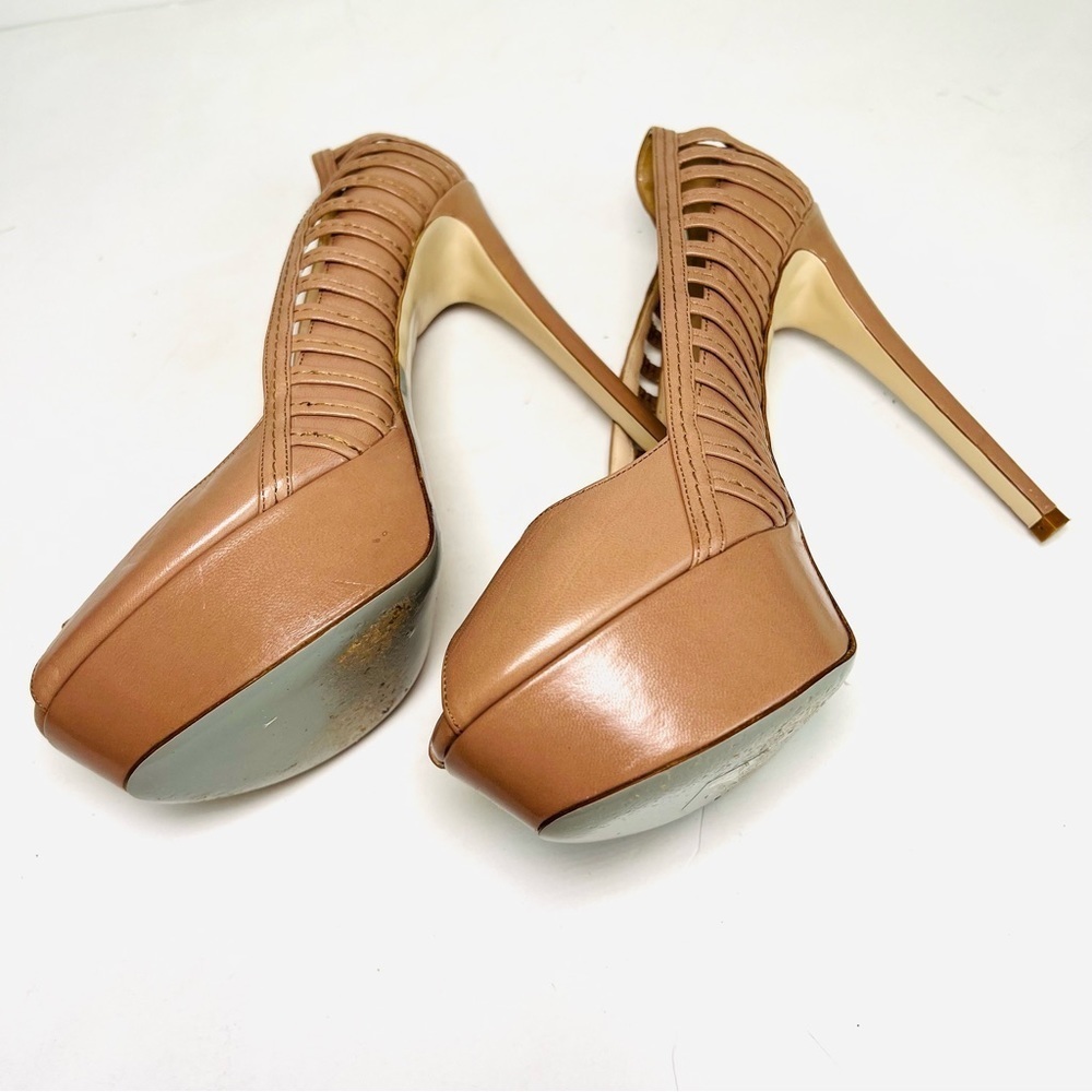 Giorgio Armani Women's Pumps - Picture 5 of 9